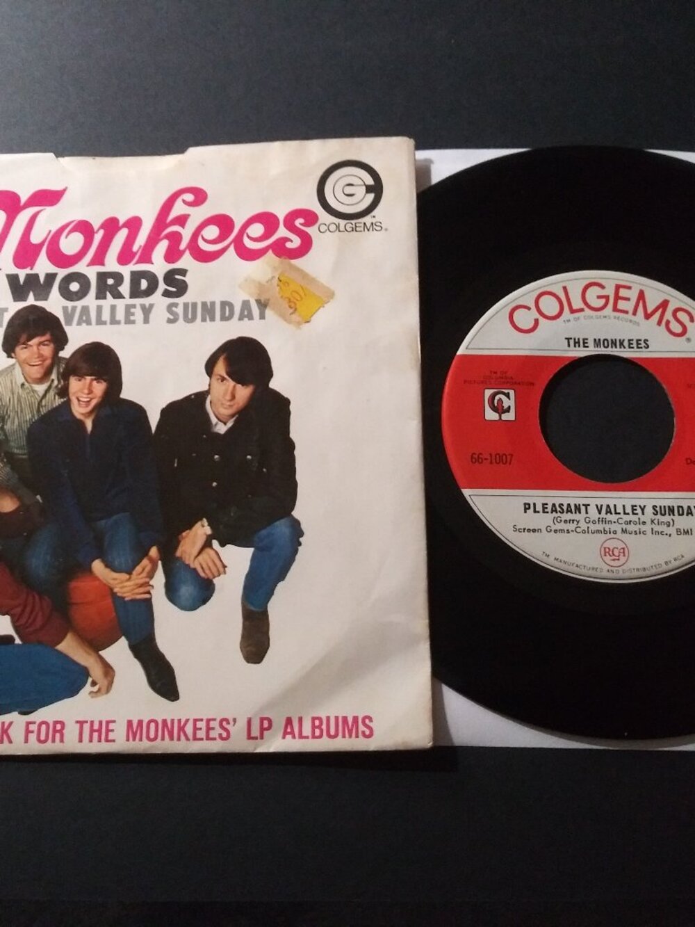The Monkees – Pleasant Valley Sunday VG+ 45RPM Colgems Record & Pic Sleeve 1967
